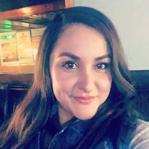 Meet your Posher, Mayra